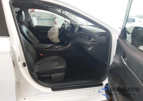 2023 Toyota Camry Se z USA, uszkodzony, nr VIN 4T1G11AK4PU833946